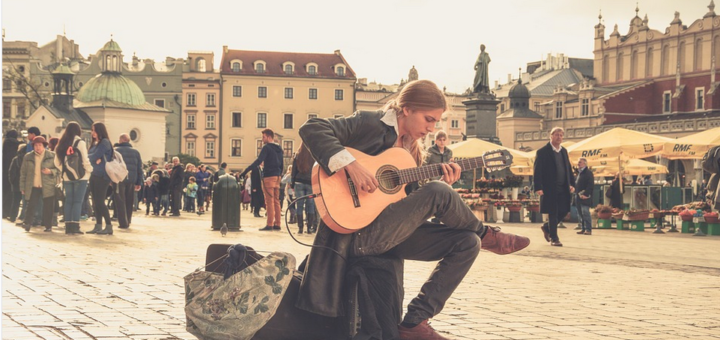 musician perfoming on a street